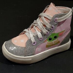 Groundup "Grogu The Child" Star Wars Mandalorian Print High Top Sneakers Size 10